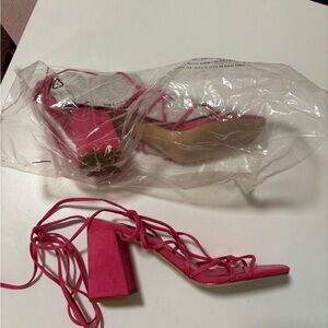 Nine West Fuchsia Strappy Block Heel Sandals